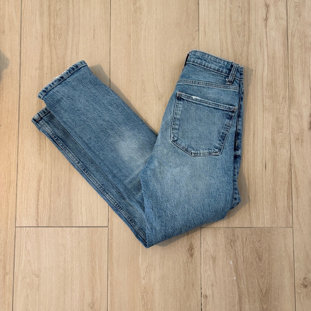 Straight leg blue Zara jeans